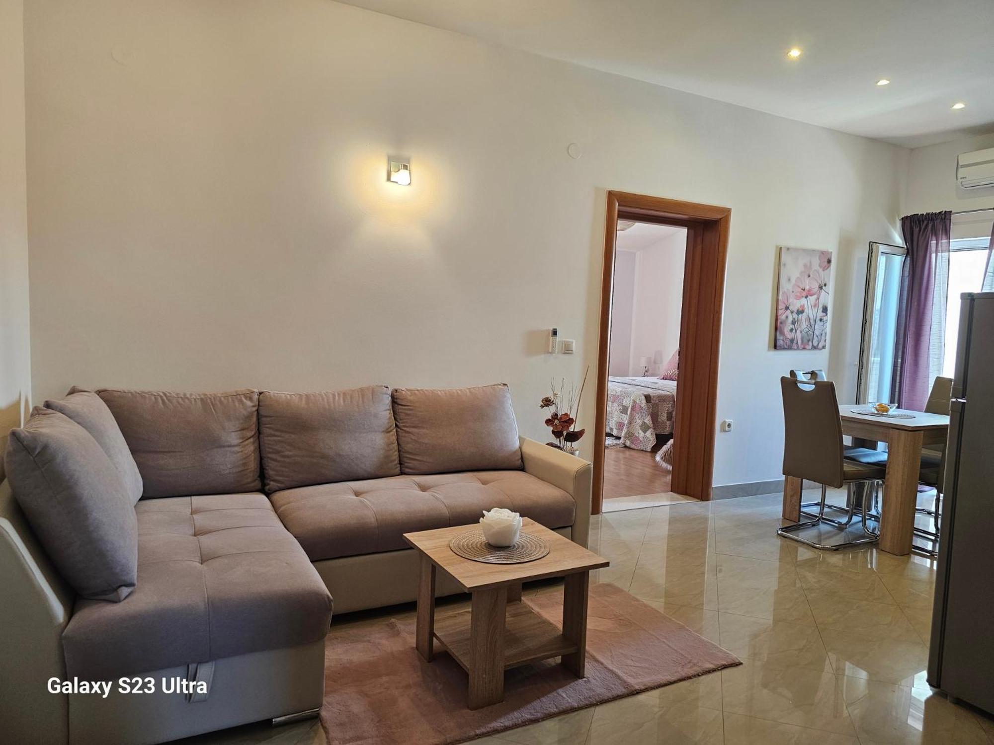 Apartmani Dianna Kaštela Екстериор снимка