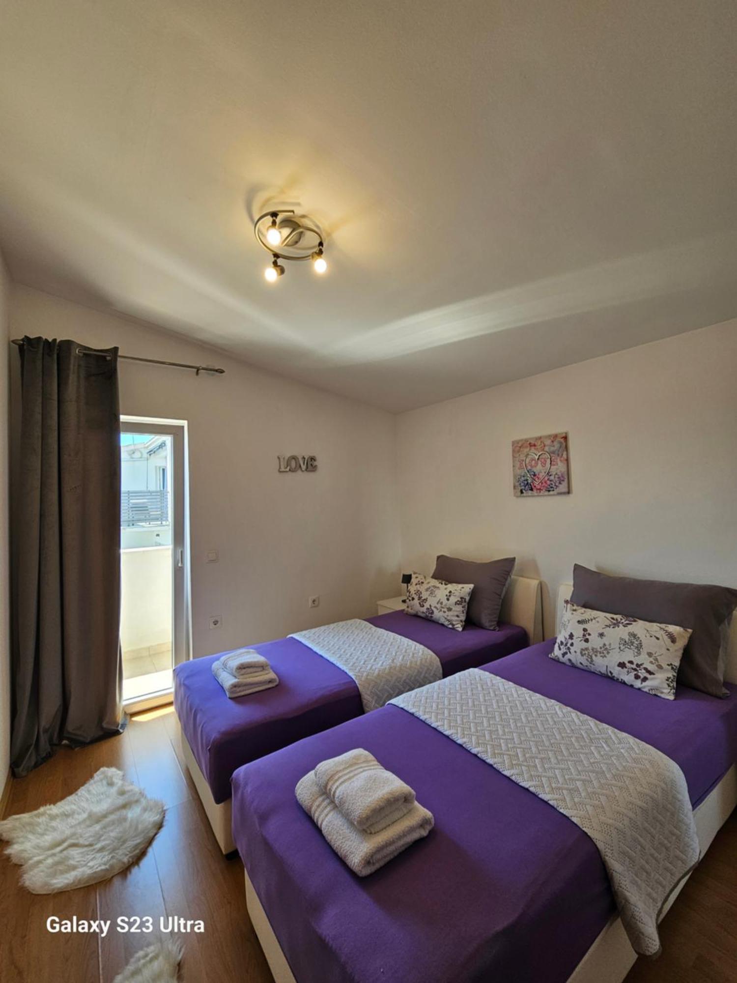 Apartmani Dianna Kaštela Екстериор снимка