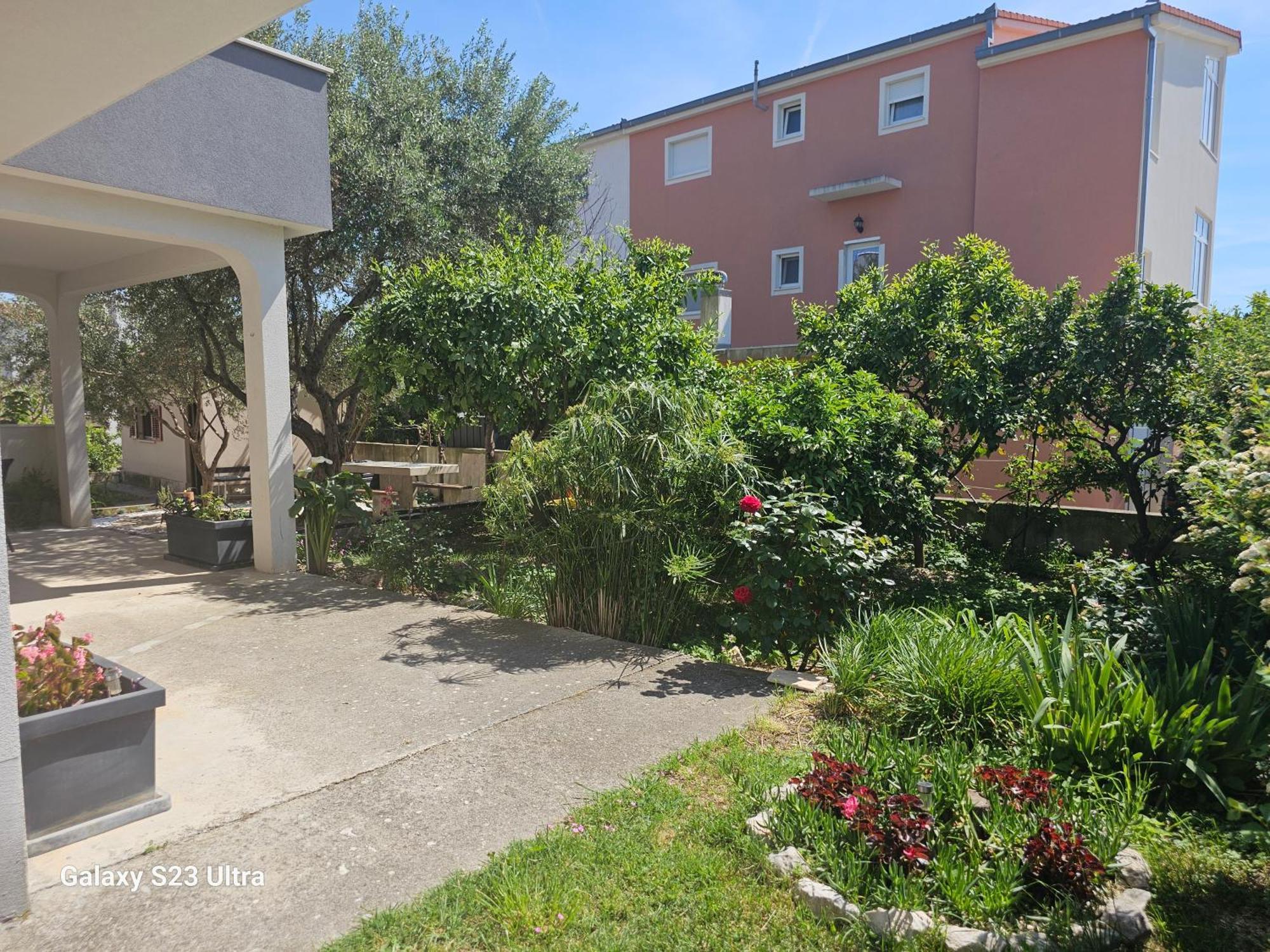 Apartmani Dianna Kaštela Екстериор снимка