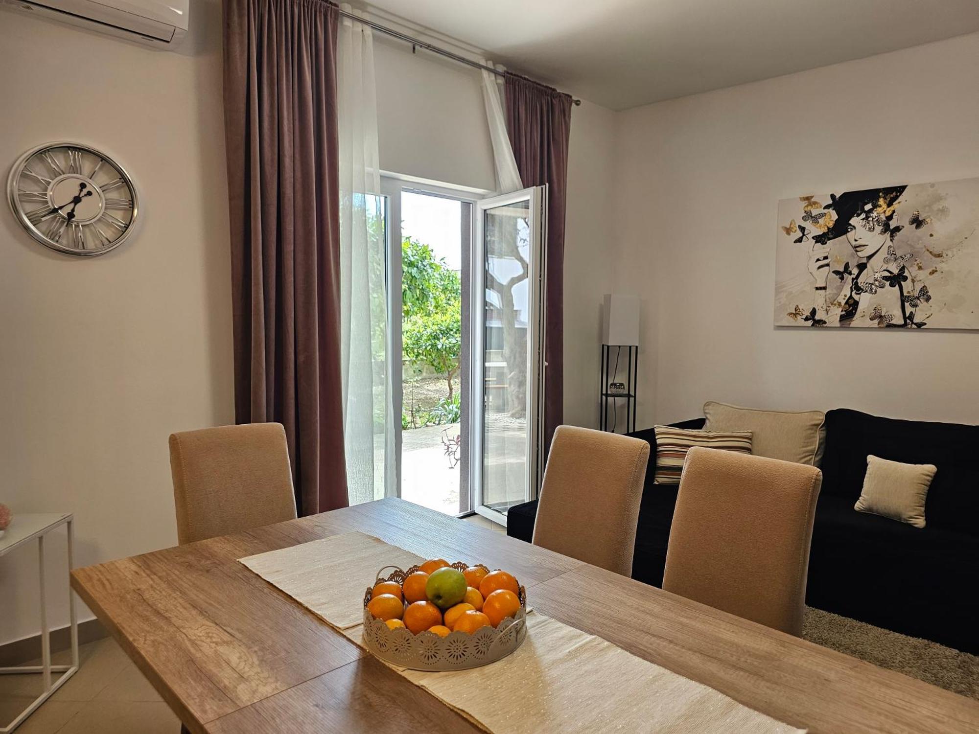 Apartmani Dianna Kaštela Екстериор снимка