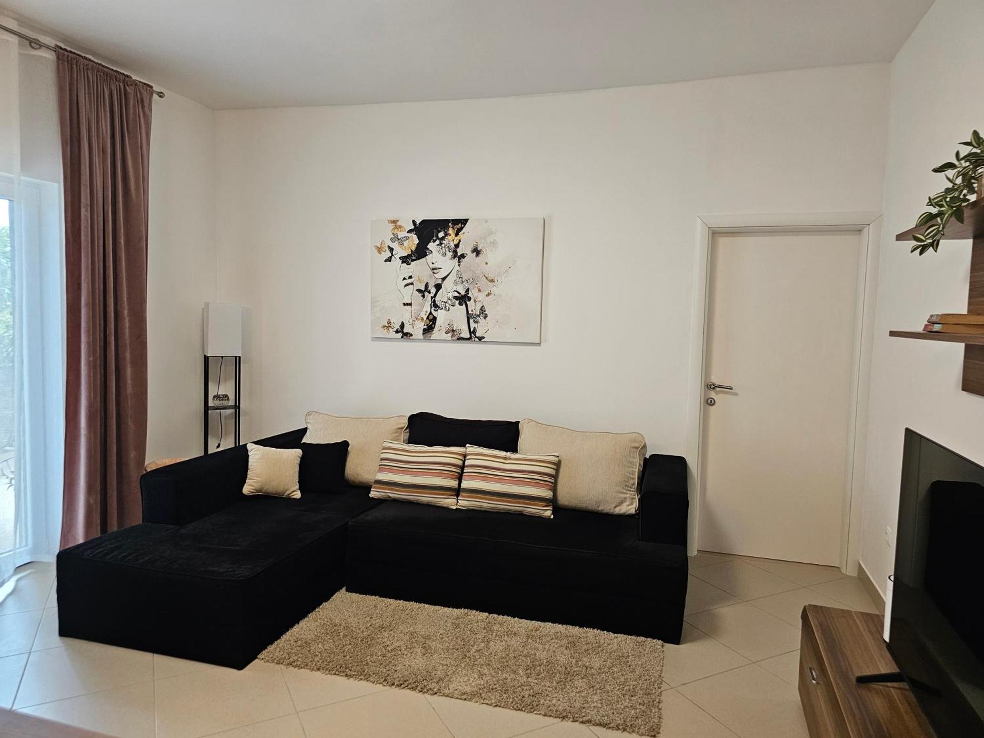 Apartmani Dianna Kaštela Екстериор снимка
