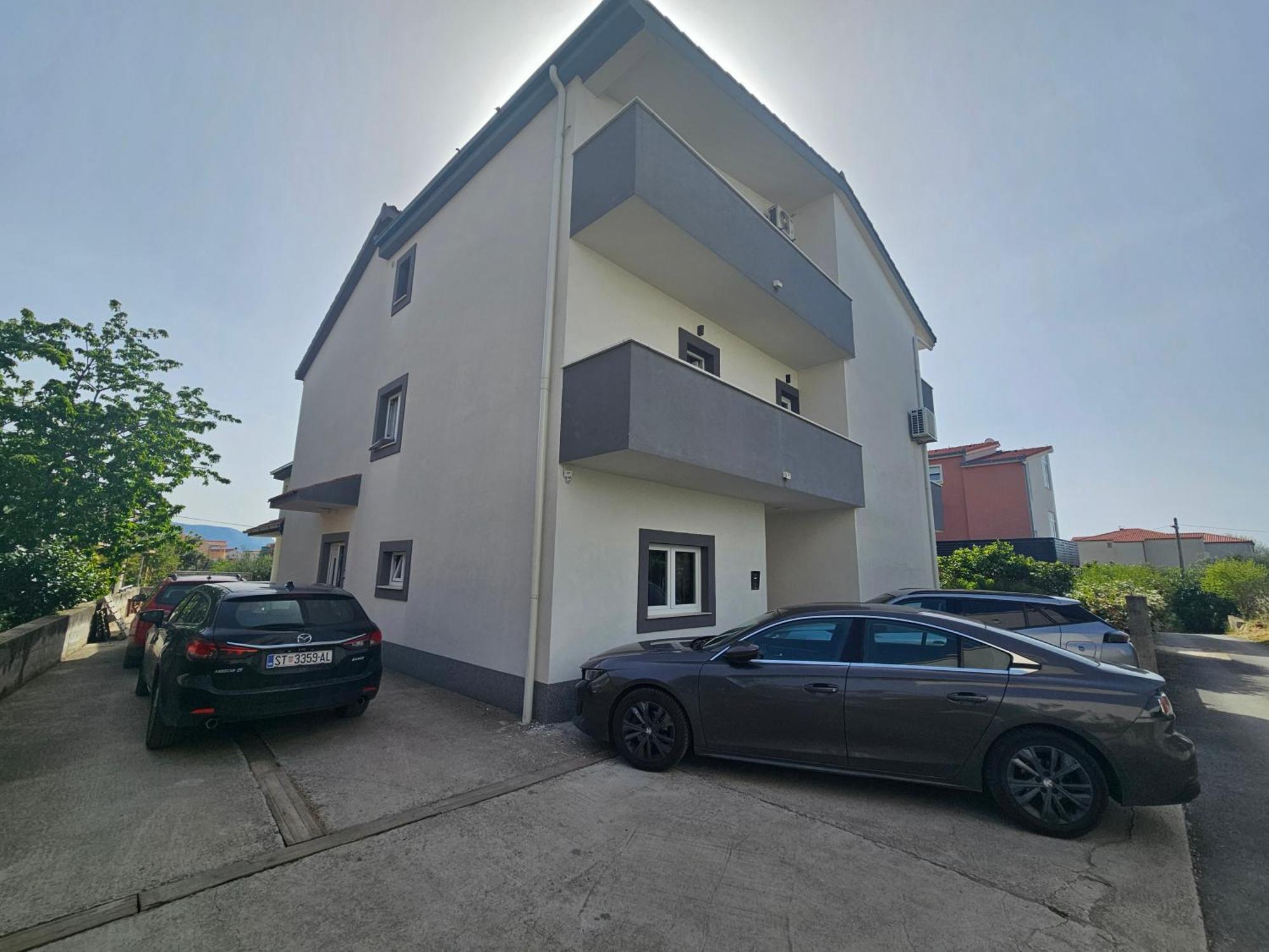 Apartmani Dianna Kaštela Екстериор снимка